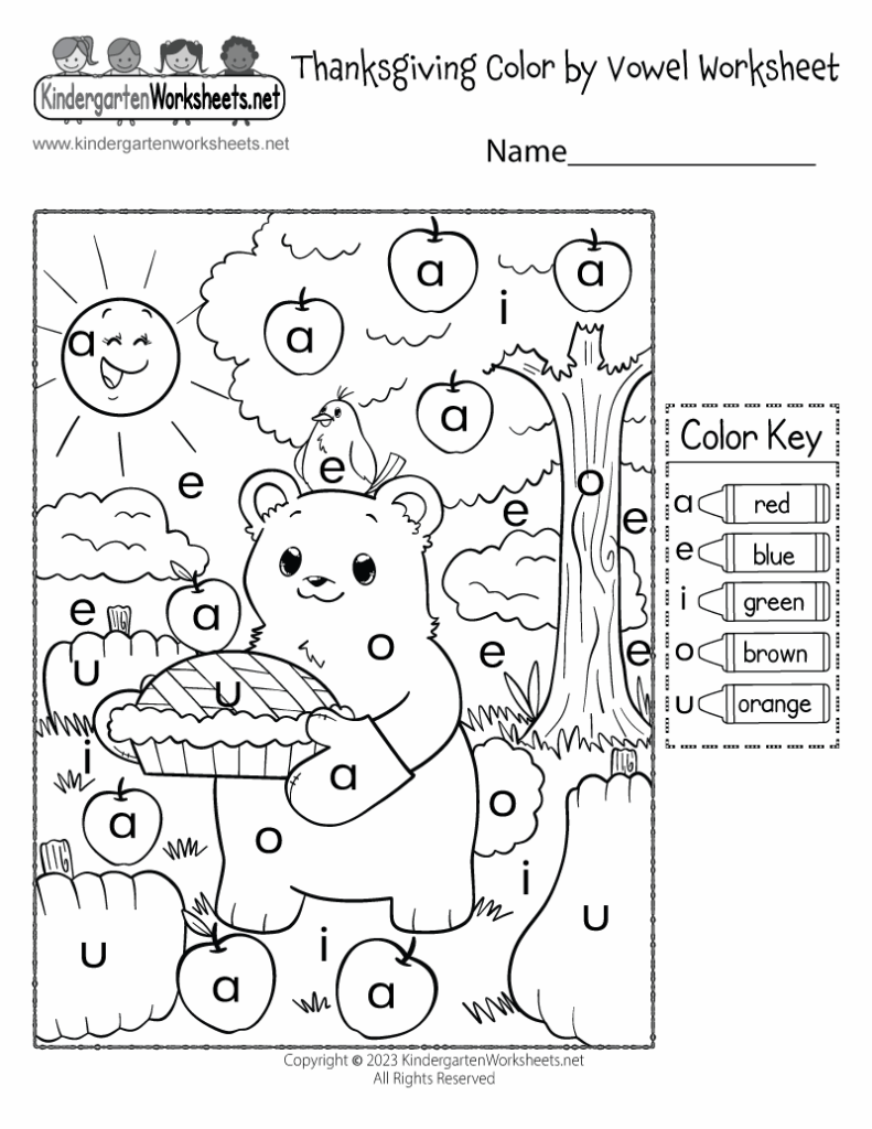 Free Printable Cute Bear Color By Vowel Worksheet